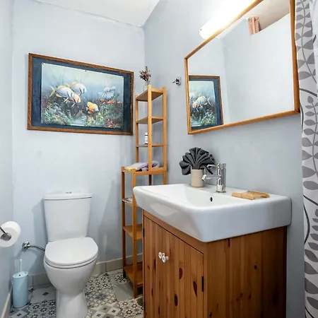 Magaya Ferienhaus Parasporos